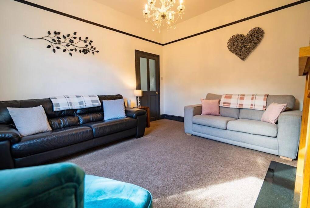 Spacious Town House Lytham St Annes Exterior photo
